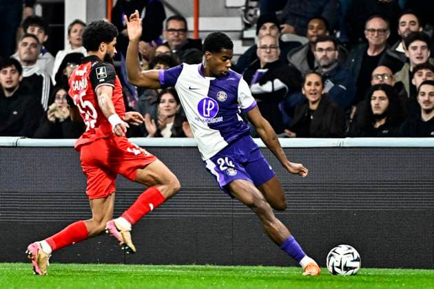 FOOTBALL : Toulouse vs Rennes - 10eme Journee de Ligue 1 McDonald S - Toulouse - 29 10 2025 Dayann Methalie (tfc) Toulouse  Copyright: xThierryxBretonx