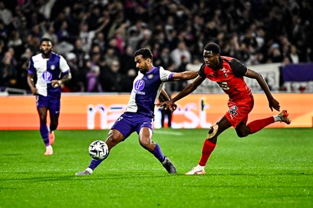 FOOTBALL : Toulouse vs Rennes - 10eme Journee de Ligue 1 McDonald S - Toulouse - 29 10 2025 Cristian Casseres (tfc) Toulouse  Copyright: xThierryxBretonx