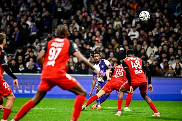 FOOTBALL : Toulouse vs Rennes - 10eme Journee de Ligue 1 McDonald S - Toulouse - 29 10 2025 Yann Gboho (tfc) Toulouse  Copyright: xThierryxBretonx