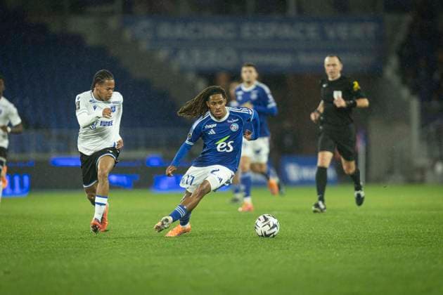 FOOTBALL: Ligue 1 Racing Strasbourg (RCS) vs Auxerre. 10eme Journee. 29 10 2025 Stade de la Meinau. Strasbourg - France Mathis Amougou 17 (RCS)  Copyright: xelyxandroxcegarrax
