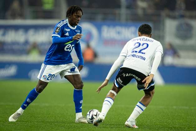 FOOTBALL: Ligue 1 Racing Strasbourg (RCS) vs Auxerre. 10eme Journee. 29 10 2025 Stade de la Meinau. Strasbourg - France Martial Godo 20 (RCS)  Copyright: xelyxandroxcegarrax