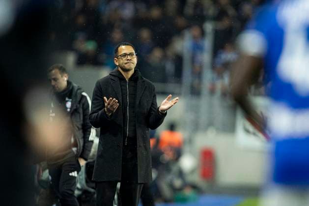 FOOTBALL: Ligue 1 Racing Strasbourg (RCS) vs Auxerre. 10eme Journee. 29 10 2025 Stade de la Meinau. Strasbourg - France Manager Racing Strasbourg Liam Rosenior ENG  Copyright: xelyxandroxcegarrax