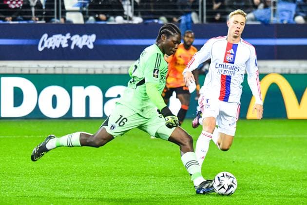 FOOTBALL : Paris FC vs Olympique Lyonnais - Ligue 1 - JournÃ e 10 - 29 10 2025 Obed Nkambadio (Paris FC) ParisFrance  Copyright: xLaptistex