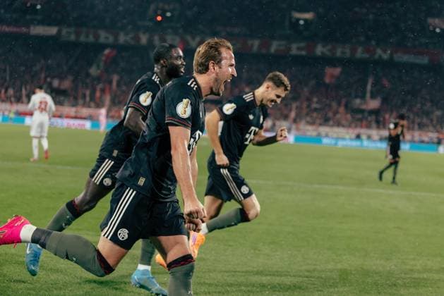 29 10 25, Men, Football, DFB Pokal, 2025 2026, 1 FC Köln FC Bayern München, 2 Runde Harry Kane 9 FC Bayern München Jubel über Treffer zum 1 3 mit Schrei Köln RheinEnergie Stadion NRW Germany