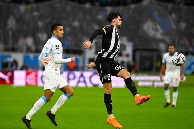 FOOTBALL : Olympique de Marseille VS Angers SCO - Ligue 1 McDonald s - 29 10 2025 Louis Mouton (SCO) - Ligue 1 McDonald s match between Olympique de Marseille and Angers SCO on October 29, 2025 at the Orange Velodrome Stadium in Marseille. MarseilleFrance  Copyright: xWilliamxCannarellax