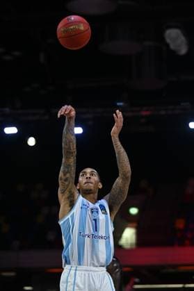 London Lions v Turk Telekom Ankara - EuroCup LONDON, UNITED KINGDOM - OCTOBER 29: Jaleen Smith (9) of Turk Telekom in action during the fifth week of the Basketball BKT EuroCup between Turk Telekom and London Lions at Copper Box Arena in London, UK on October 29, 2025. Rasid Necati Aslim Anadolu London United Kingdom. Editorial use only. Please get in touch for any other usage.  Copyright: x2025xAnadoluxRaÅüidxNecatixAslÄ±mx