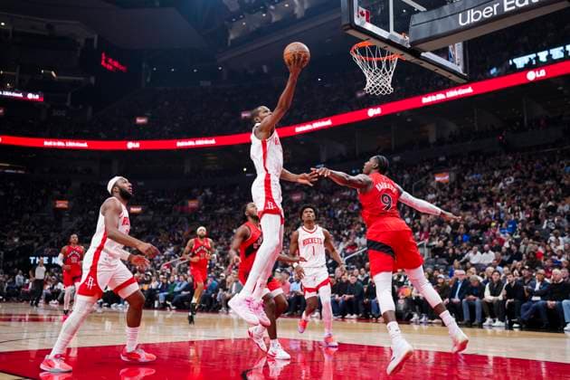 October 29, 2025, Toronto, On, Canada: Houston Rockets forward Kevin Durant (7) drives the net during the first half of preseason NBA, Basketball Herren, USA basketball action in Toronto, Wednesday, Oct. 29, 2025. Kevin Durant, RJ Barrett - ZUMAc35_ 20251029_zaf_c35_173 Copyright: xThomasxSkrljx