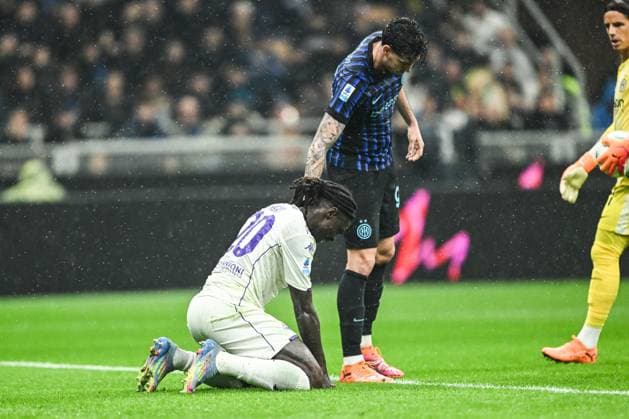 CALCIO - Serie A - Inter - FC Internazionale vs ACF Fiorentina Moise Kean of ACF Fiorentina in action during the Italian Serie A football match between Inter FC Internazionale and ACF Fiorentina on 29 of October 2025 at Giuseppe Meazza San Siro Siro stadium in Milan, Italy Milan Italy  Copyright: xIPAxSport ABACAx