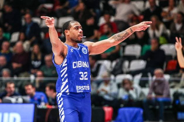 BASKET - Basket FIBA Europe Cup - UNA Hotels Reggio Emilia vs KK Cibona Justin Robertson (KK Cibona) during UNA Hotels Reggio Emilia vs KK Cibona, Basketball FIBA Europe Cup match in Reggio Emilia, Italy, October 29 2025 Reggio Emilia Italy  Copyright: xIPAxSport ABACAx