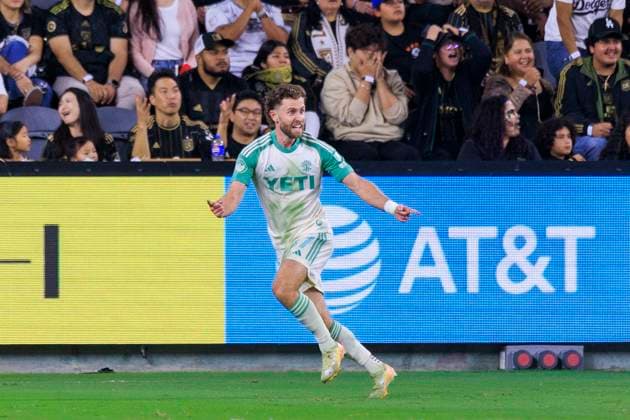 October 29, 2025, Los Angeles, California, USA: Jon Gallagher 17 of the Austin FC celebrates after scoring a goal during Game1 of the Audi 2025 MLS, Fussball Herren, USA Cup Playoffs game against the Los Angeles Football Club on Wednesday October 29, 2025 at the BMO Stadium in Los Angeles, California. LAFC defeats Austin FC, 2-1. JAVIER ROJAS PI Los Angeles USA - ZUMAp124 20251029_zaa_p124_045 Copyright: xJavierxRojasx