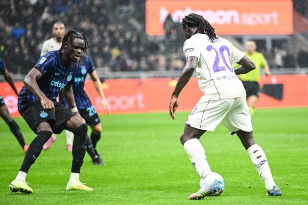 FC Internazionale v ACF Fiorentina - Serie A Moise Kean of ACF Fiorentina is in action during the Italian Serie A football match between Inter FC Internazionale and ACF Fiorentina in Milan, Italy, on October 29, 2025, at Giuseppe Meazza San Siro stadium Milano Italy  Copyright: xTizianoxBallabiox originalFilename:ballabio-interfci251029_npeXG.jpg