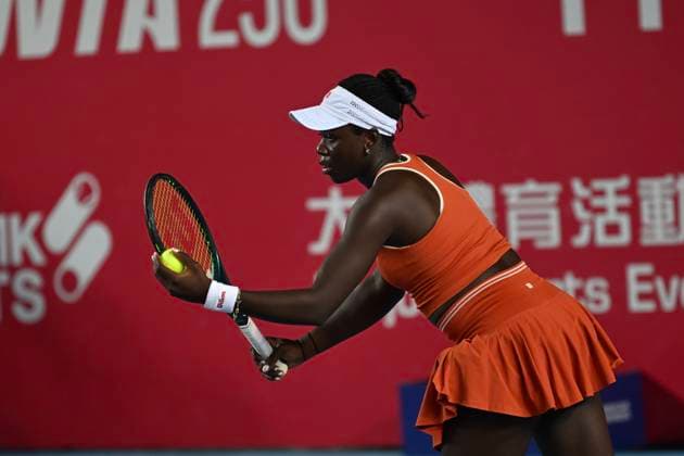 Hong Kong Tennis Open - Day 6 Canadian tennis player Victoria Mboko during a match at the Hong Kong Tennis Open on October 30, 2025 in Hong Kong. (Photo by Kobe Li Nexpher Images) Hong Kong