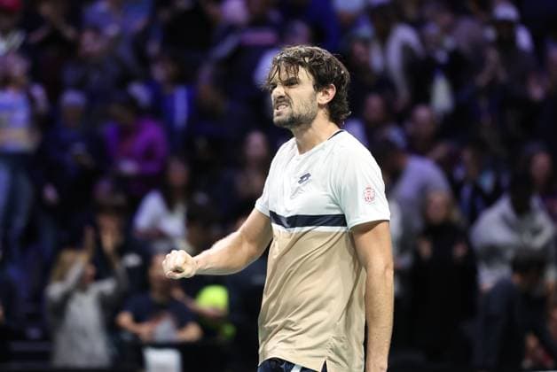ROLEX PARIS MASTERS TENNIS 2025 Thierry Larret MAXPPP - Nanterre (92) 30 10 2025 Thierry Larret Maxppp. Tennis. Rolex Paris Masters. Paris La Defense, Nanterre (92). Du 25 octobre au 2 novembre 2025. Jeudi 30 octobre 2025. Cameron NORRIE vs Valentin VACHEROT (MON) Nanterre (92) PARIS LA DEFENSE ARENA ILE DE FRANCE FRANCE  Copyright: xMAXPPPxThierryxLarretx TLR202510303931 TLR202510303931