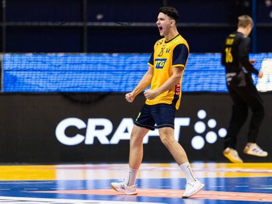 251030 Nikola Roganovic of Sweden celebrates during the international friendly handball match between Sweden and Spain on October 30, 2025 in Linköping Photo Magnus Andersson BILDBYRAN COP 308 MN0202 handball handball handball international friendly sverige sweden spain bbeng bbauto jubel  Copyright: MAGNUSxANDERSSON BB251030MN016