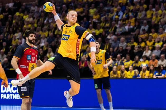 251030 Felix Möller of Sweden during the international friendly handball match between Sweden and Spain on October 30, 2025 in Linköping Photo Magnus Andersson BILDBYRAN COP 308 MN0202 handball handball handball international friendly sverige sweden spain sverige bbeng bbauto sverige sweden  Copyright: MAGNUSxANDERSSON BB251030MN021
