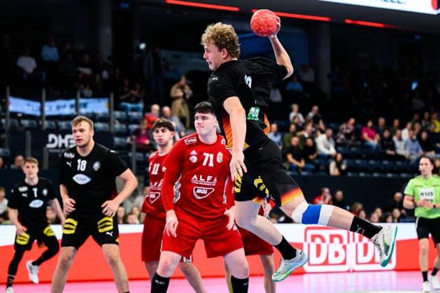 Nuremberg Handball National Match U20 Germany Hungary William Reichardt Germany Nuremberg PSD Bank Arena Bayern Germany
