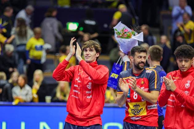 LINKÖPING, SWEDEN 20251030 Spain s Pablo Urdangarin de Borbon after Thursday s international handball training match between Sweden and Spain at Saab Arena in Linköping, Sweden October 30, 2025 LINKÖPING SWEDEN x11900x  Copyright: xPärxBäckström TTx HANDBALL SWEDEN-SPAIN