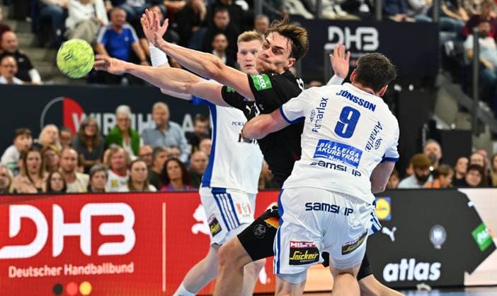 30 10 2025 Handball international Germany gg Iceland xwoxzix Miro Schluroff 5, Germany Elvar Örn Jonsson 9, Iceland