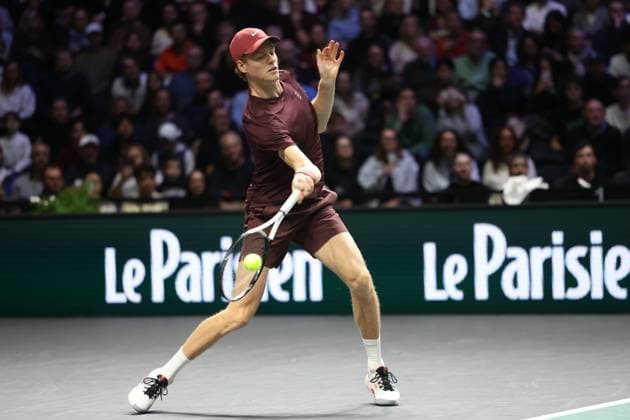 ROLEX PARIS MASTERS TENNIS 2025 Thierry Larret MAXPPP - Nanterre (92) 30 10 2025 Thierry Larret Maxppp. Tennis. Rolex Paris Masters. Paris La Defense, Nanterre (92). Du 25 octobre au 2 novembre 2025. Jeudi 30 octobre 2025. Francisco CERUNDOLO (ARG) vs Jannik SINNER (ITA) Nanterre (92) PARIS LA DEFENSE ARENA ILE DE FRANCE FRANCE  Copyright: xMAXPPPxThierryxLarretx TLR202510305025 TLR202510305025