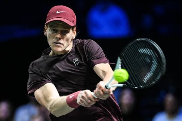 October 30, 2025, Nanterre, France, France: Jannik SINNER of Italy during the fourth day of the Rolex Paris Masters 1000 tennis tournament at Accor Arena on October 30, 2025 in Nanterre near Paris, France. Nanterre France - ZUMAm308 20251030_zsp_m308_061 Copyright: xMatthieuxMirvillex