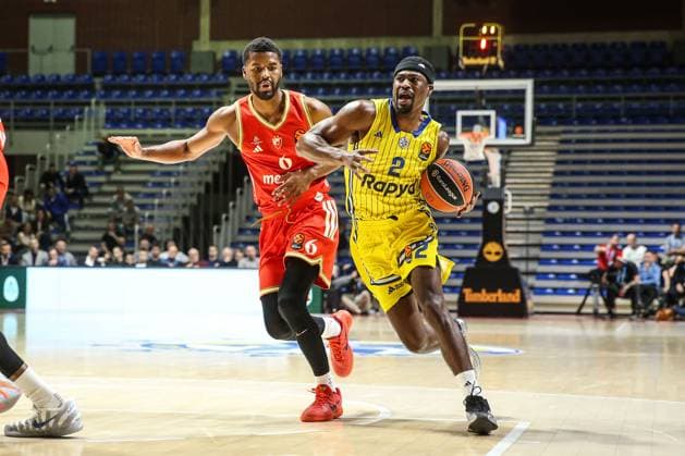 Maccabi Tel Aviv v KK Crvena zvezda - Turkish Airlines EuroLeague BELGRADE, SERBIA - OCTOBER 30: Jimmy Clack (2) of Maccabi Tel Aviv in action during Turkish Airlines EuroLeague basketball match between Maccabi Tel Aviv and KK Crvena zvezda at Aleksandar Nikolic Hall in Belgrade, Serbia on October 30, 2025. Filip Stevanovic Anadolu Belgrade Serbia. Editorial use only. Please get in touch for any other usage.  Copyright: x2025xAnadoluxFilipxStevanovicx