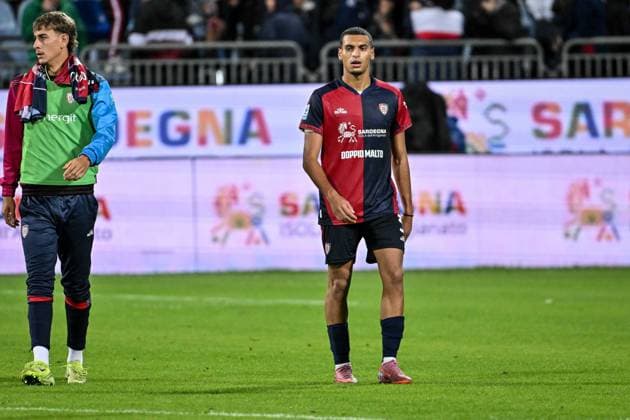 Riyad Idrissi of Cagliari Calcio during Cagliari Calcio vs US Sassuolo, Italian soccer Serie A match in Cagliari, Italy, October 30 2025  Copyright: xLuigixCanu IPAxSportx xipa-agency.netx xx IPA_67286468 IPA_Agency_IPA67286468