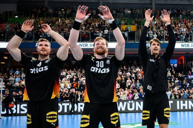 Nuremberg Handball Laenderspiel Germany Iceland from left Johannes Golla Germany , Tom Kiesler Germany , Julian Köster Koester Germany Cheers Joy Emotion Nuremberg PSD Bank Arena Bayern Germany