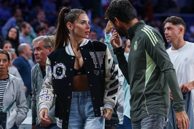 30th October 2025; Movistar Arena; Madrid, Spain; Turkish Airlines Euroleague Basketball; Spain, Real Madrid vs Fenerbahce Beko Istanbul; Valverde (player football Real Madrid)Euroleague Basketball Real Madrid vs Fenerbahce 900 Cordon Press  900 CordonxPress LOF - Euroleague Basketball Real Madrid vs Fenerbahce