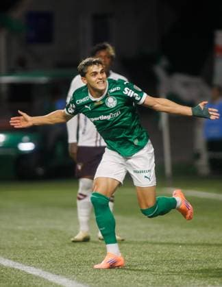 Match between Palmeiras x LDU Sao Paulo (SP) 10 30 2025 - Football Palmeiras x LDU - Player, during the match between Palmeiras and LDU, valid for the 2nd game of the Copa Libertadores semi-final, held at Allianz Parque, this Thursday (30). Sao Paulo Brasil Copyright: xAbraaoxSoaresx