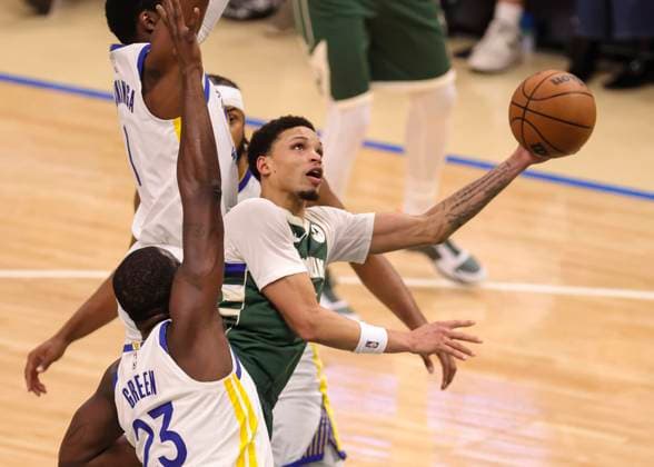 Basketball, NBA, Milwaukee Bucks - Golden State Warriors