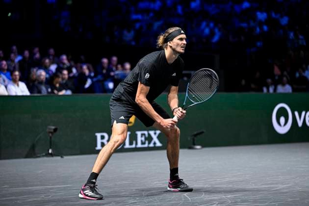 Rolex Paris Masters - Day 4 Alexander Sascha Zverev during the Rolex Paris Masters 1000 ATP, Tennis Herren tennis tournament at the La Defense Arena on October 30, 2025 in Paris, France. Photo by Victor Joly ABACAPRESS.COM Paris France  Copyright: xJolyxVictor ABACAx