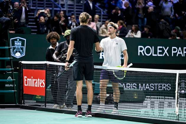 Rolex Paris Masters - Day 4 Alexander Zverev and Alejandro Davidovich Fokina during the Rolex Paris Masters 1000 ATP, Tennis Herren tennis tournament at the La Defense Arena on October 30, 2025 in Paris, France. Photo by Victor Joly ABACAPRESS.COM Paris France  Copyright: xJolyxVictor ABACAx
