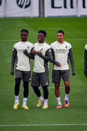 Real Madrid Training Session Players of Real Madrid (from L to R) Eduardo Camavinga, Vinicius Junior, Trent Alexander-Arnold are seen training during the Training Session ahead of their LaLiga EA Sports match against Valencia CF at Ciudad Real Madrid on October 31, 2025 in Madrid, Spain. Valdebebas Ciudad Real Madrid Madrid Spain Copyright: xAlbertoxGardinx AGardin_20251031_Foot_Liga_ReaMad_PC_0137