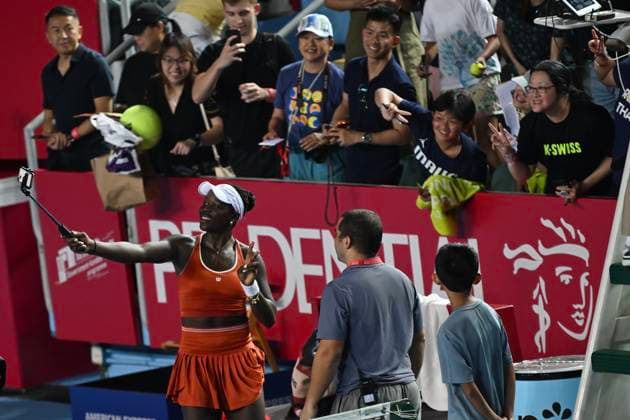 Victoria Mboko In WTA250 Canadian tennis player Victoria Mboko taking photo with fans at the Hong Kong Tennis Open on October 31, 2025 in Hong Kong. (Photo by Kobe Li Nexpher Images) Hong Kong