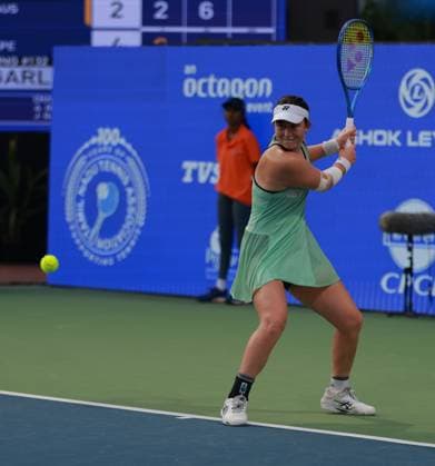CHENNAI OPEN WTA, Tennis Damen 250 Chennai Open WTA 250 : Arina RODIONOVA (AUS) Joanna Garland (TPE) Vs Joanna Garland (TPE) defeated the australian by 2-6,6-7 Joanna Garland (TPE) in action Chennai SDAT Stadium, Nungambakkam. India Copyright: xSukumarxSukumarx
