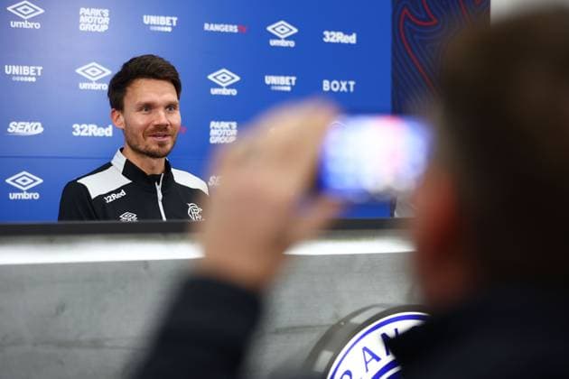 Rangers head coach Danny Röhl during a press conference, PK, Pressekonferenz ahead of Sunday s Premier Sports Cup semi final against Celtic. Rangers Press Conference - The Rangers Training Centre, Glasgow, Lanarkshire, Scotland, UK - 31 Oct 2025Glasgow The Rangers Training Centre Lanarkshire United Kingdom  Copyright: xO Rourke RangersxFC Shutterstockx 15642749d