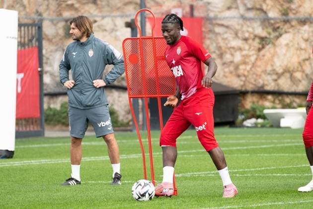 AS Monaco Training - La Turbie Mohammed Salisu of AS Monaco seen training on the eve of the Ligue 1 McDonald s match against Paris FC, at the AS Monaco training center in La Turbie, France, on October 31, 2025. Photo by Laurent Coust ABACAPRESS.COM LA TURBIE France  Copyright: xCoustxLaurent ABACAx