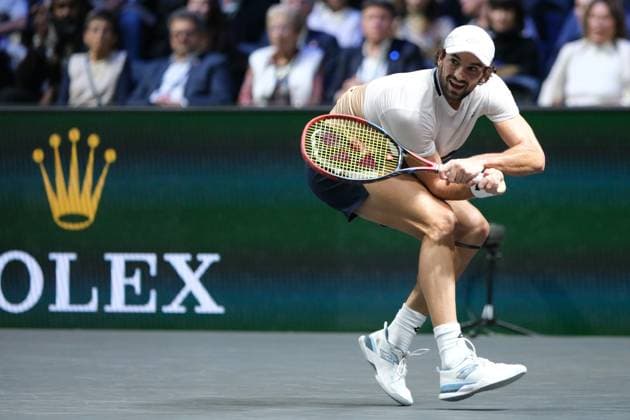 October 31, 2025, Nanterre, Hauts De Seine, France: VALENTIN VACHEROT (MON) returns the ball to FELIX AUGER ALIASSIME (CAN) during the quarter final of Rolex Paris Masters 1000 tournament at La Defense Arena Stadium - Nanterre - France..Auger Aliassime won 6:2 6:2 Nanterre France - ZUMAp119 20251031_zaf_p119_023 Copyright: xPierrexSteveninx