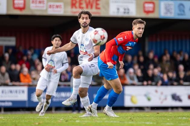 Soccer I Men I Season 2025 2026 I Regionalliga Nord I 17 Matchday I SV Drochtersen Assel SSV Jeddeloh l I 31 10 2025 Gazi Siala 47, SSV Jeddeloh II , Jannes Wulff 5, SV Drochtersen Assel Drochtersen Kehdinger Stadion Niedersachsen Germany Copyright: xLobeca JörgxStruwex