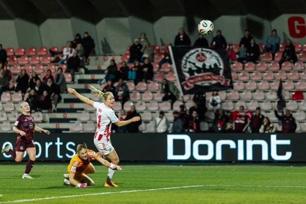 31 10 25, Women, Soccer, 1 BL, Season 2025 2026, 1 FC Köln 1 FC Nürnberg, Matchday 8 Goal by Pauline Bremer 11 1 FC Köln to 1 0, Shot Köln Franz Kremer Stadion NRW Germany