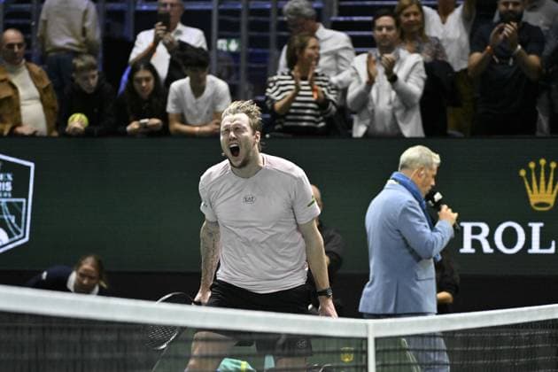 Rolex Paris Masters 2025 - Tennis - ATP, Tennis Herren - Rolex Paris Masters 2025 - Alexander Bublik Kazakhstan ParisFrance  Copyright: xChryslenexCaillaudx xPznewsx