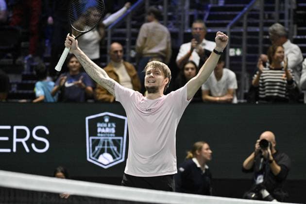 Rolex Paris Masters 2025 - Tennis - ATP, Tennis Herren - Rolex Paris Masters 2025 - Alexander Bublik Kazakhstan ParisFrance  Copyright: xChryslenexCaillaudx xPznewsx