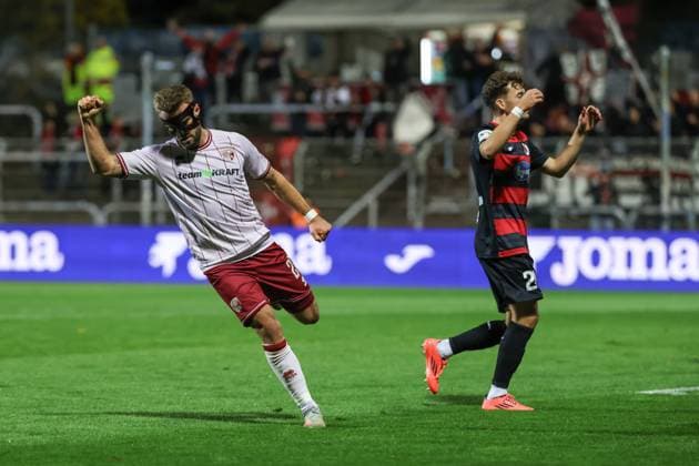 3 Liga FC Viktoria Köln FC Ingolstadt 04 Goal Cheer Goal Yannick Deichmann 20, FCI 0 1 Wolf Lucas 21 VK 3 Liga FC Ingolstadt 04 Season 2025 2026 FC Viktoria Köln