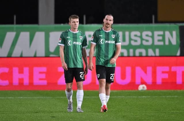 Jano ter Horst Preußen Münster , Jannis Heuer Preußen Münster , v li , after the 0 1 31 10 2025, Soccer 2 Bundesliga, Season 2025 2026, 11 Matchday, Preußen Münster Holstein Kiel DFL regulations prohibit any use of photographs as image sequences and or quasi video Muenster Preussenstadion Nordrhein Westfalen Germany Team2