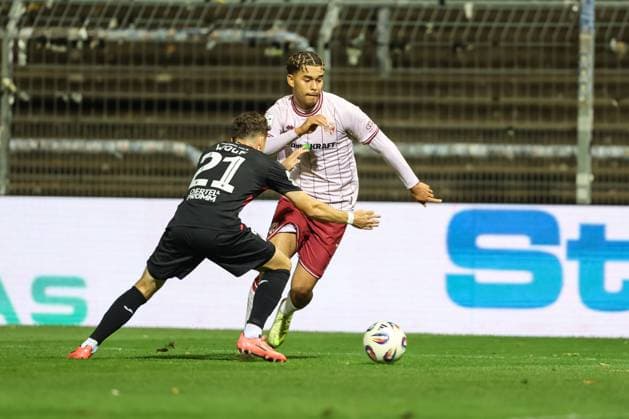 3 Liga FC Viktoria Köln FC Ingolstadt 04 Yann Sturm 7, FCI Wolf Lucas 21 VK 3 Liga FC Ingolstadt 04 Season 2025 2026 FC Viktoria Köln