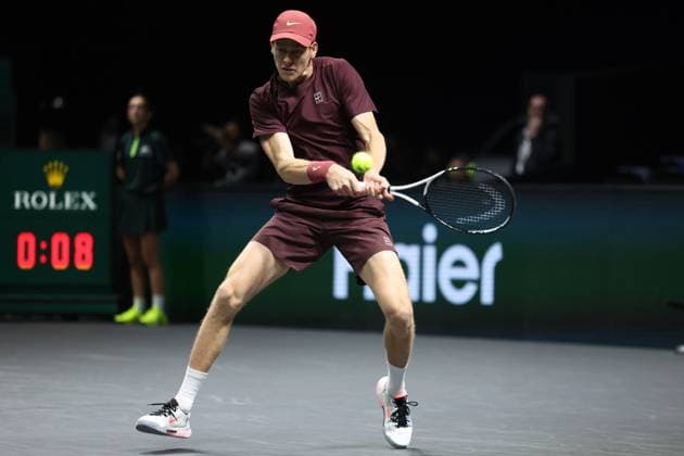 ROLEX PARIS MASTERS TENNIS 2025 Thierry Larret MAXPPP - Nanterre (92) 31 10 2025 Thierry Larret Maxppp. Tennis. Rolex Paris Masters. Paris La Defense, Nanterre (92). Du 25 octobre au 2 novembre 2025. Vendredi 31octobre 2025. Quart de Finale : Ben SHELTON (USA) vs Jannik SINNER (ITA) Nanterre (92) PARIS LA DEFENSE ARENA ILE DE FRANCE FRANCE  Copyright: xMAXPPPxThierryxLarretx TLR202510317239 TLR202510317239