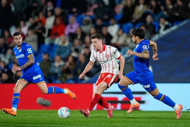 October 31, 2025, Getafe, Madrid, Spain: Viktor Tsygankov of Girona FC in action during the Spanish League, LaLiga EA Sports, football match played between Getafe CF and Girona FC at Coliseum de Getafe stadium on October 31, 2025, in Getafe, Spain. Getafe Spain - ZUMAa181 20251031_zaa_a181_122 Copyright: xDennisxAgyemanx