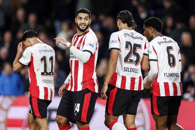EINDHOVEN - (l-r) Couhaib Driouech of PSV Eindhoven, Ismael Saibari of PSV Eindhoven, Kiliann Sildillia of PSV Eindhoven, and Ryan Flamingo of PSV Eindhoven during the Dutch Eredivisie match between PSV Eindhoven and Fortuna Sittard at the Phillips Stadium on October 31, 2025, in Eindhoven, Netherlands. ANP IRIS VAN DEN BROEK Eredivisie 2025-2026 xVIxANPxSportx xxANPxIVx 540860021 originalFilename: 540860021.jpg