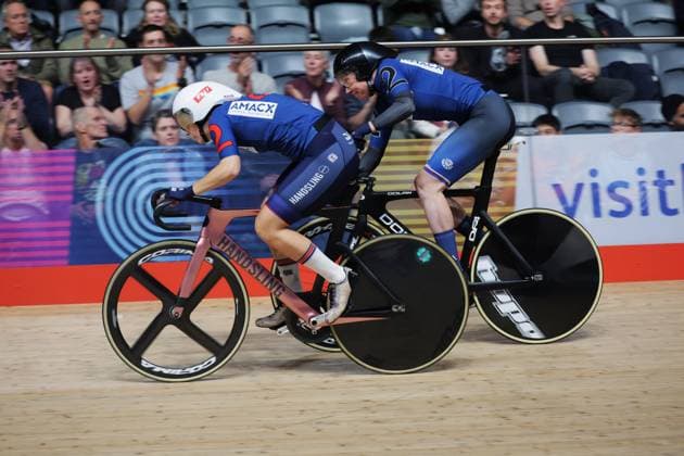 2025 London 3 Day Picture by Alex Whitehead SWpix.com - 31 10 2025 - Track cycling, Rad, Radsport, Bahnrad, Bahn - 2025 London 3 Day - Lee Valley VeloPark, London, England - Madison Kilo Women™s - Katie Archibald & Sophie Lewis of Great Britain London Cycling England Copyright: x xSWpix.comx(t axPhotographyxHubxLtd)xAlexxWhitehead SWpix.comx SWP-3152-0023