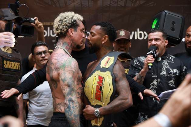 Official face-off of the athletes at the Fight Music Show in Sao Paulo. Sao Paulo (SP), 10 31 2025 - Face-off Fight Music Show - Athletes Nego do Borel and Romulo, during the weigh-in and official face-off of the athletes for the Fight Music Show, the largest influencer fighting event in Latin America, the event takes place at the Municipal Market in the central region of the city of Sao Paulo, this Friday, October 31, 2025. (Foto: Leco Viana Thenews2 imago images) SPO  Copyright: xLecoxVianax
